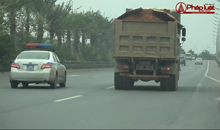 Xe quá khổ, quá tải 'lộng hành' khu vực Đông Anh, Hà Nội