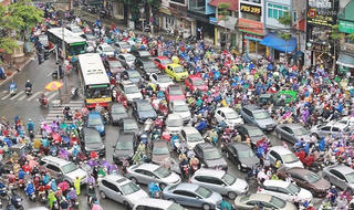 Hà Nội rồi sẽ lại tắc đường