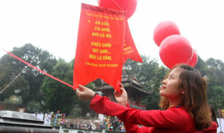 Ngày Thơ 2017 với “Sân thơ trăm miền”