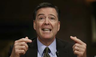 Rắc rối mới của Giám đốc FBI