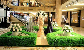 Tràng Tiền Plaza: Lộng lẫy những bộ sưu tập tiền tỉ của nhà thiết kế Hoàng Hải 
