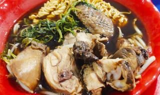 Đồ ăn vặt từ gà khiến thực khách mê mẩn