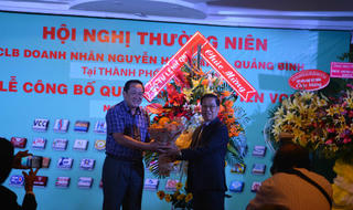 Câu lạc bộ doanh nhân Nguyễn Hữu Cảnh – Quảng Bình quyên góp hàng trăm triệu đồng ủng hộ cho người dân trong bão số 10
