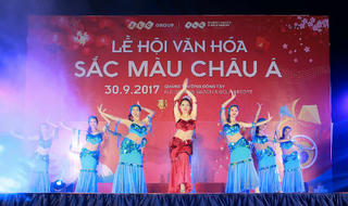 Rực rỡ lễ hội sắc màu châu Á tại FLC Sầm Sơn