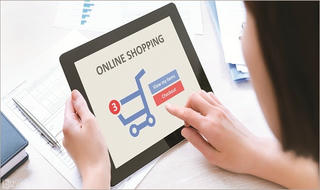 Bán hàng online “nghề tay trái” của chị em công sở