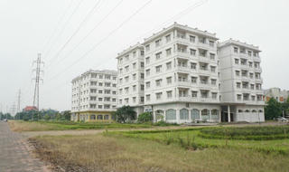 Nhà tái định cư - phí phạm và lạnh người