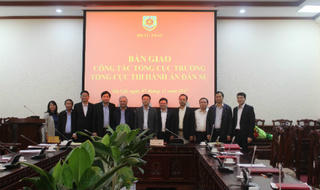 Bàn giao công tác Tổng cục trưởng Tổng cục Thi hành án dân sự