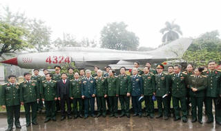 'Cánh chim dẫn đường' góp phần làm nên Chiến thắng 'Điện Biên Phủ trên không'