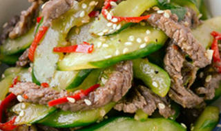 Lạ miệng với dưa leo xào bò