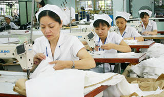 Cách tính tuổi nghỉ hưu lao động nữ sắp tới sẽ thế nào?