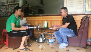 Bắc Giang: Người dân sống cạnh bãi tập kết than sông Lục Nam lo lắng vì phát bệnh phổi mãn tính