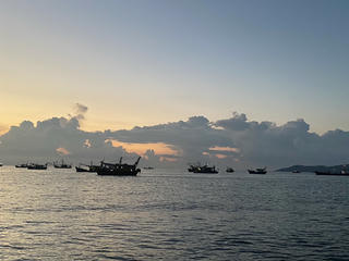 Thoát nỗi lo tàu cào nhám trên vùng biển Hải Hà - Móng Cái