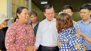 Bí thư Đồng Nai đối thoại với người dân Khu tái định cư Lộc An - Bình Sơn