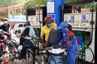 Thủ tướng chỉ đạo thực hiện nghiêm quy định xuất hóa đơn điện tử kinh doanh xăng dầu