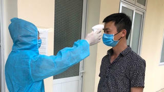 61 công dân đang được cách ly ở Hà Nam âm tính lần 2 với Covid-19