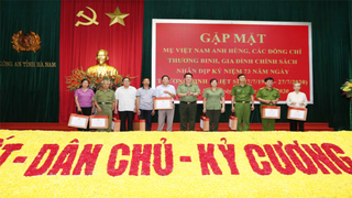 Công an Hà Nam tri ân Mẹ Việt Nam anh hùng, thương binh, gia đình chính sách 