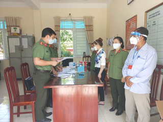 Khởi tố, bắt tạm giam đối tượng chuyên bán thực phẩm hỗ trợ làm đẹp giả