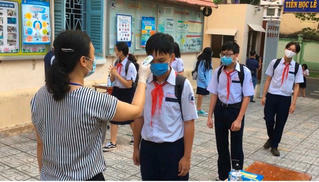 Nam Định cho phép học sinh ở 9 huyện vùng xanh đi học trở lại 