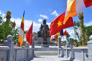 Ngắm tượng Phật Thích Ca lớn nhất tại Nam Định