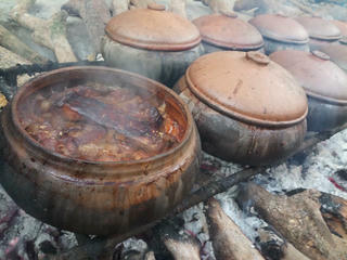 Đặc sản cá kho làng Vũ Đại làm quà biếu ý nghĩa cho ngày Tết