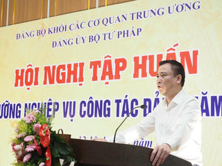 Đảng ủy Bộ Tư pháp tập huấn bồi dưỡng nghiệp vụ công tác Đảng năm 2022