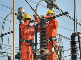 Ngành Điện lực tỉnh Nam Định nâng cao độ tin cậy vận hành các thiết bị lưới điện 110kV
