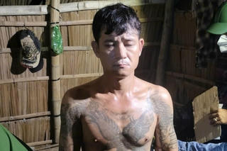 Xin ở nhờ quán cà phê để bán ma túy