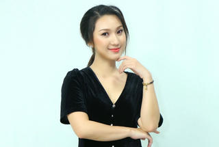 Tình cũ Bùi Anh Tuấn sống chậm hơn sau những tin đồn tiêu cực