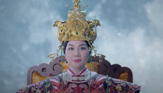 Thanh Hằng đóng Thái hậu Dương Vân Nga