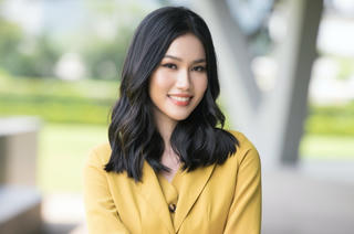 Á hậu Phương Anh: 'Tìm công việc phù hợp sẽ giống như việc tìm bạn trai'