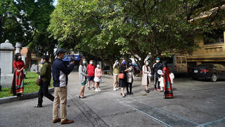 Hứng khởi thăm quan “Kiến trúc Pháp trong lòng Hà Nội”