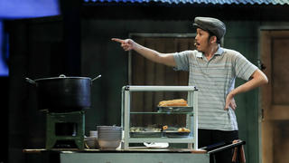 Sự kiện tái xuất sân khấu của Hoài Linh được chú ý