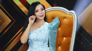 “Nữ hoàng phòng trà” Quỳnh Lan yêu xa 3 năm cùng người tình Pháp, mong chờ đám cưới