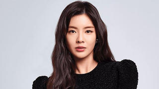 Bạn gái Lee Kwang Soo - Lee Sun Bin thắng kiện công ty quản lý cũ 