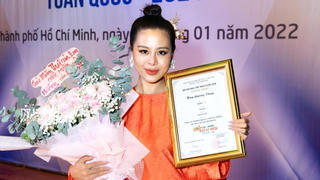 Lý do Nam Thư luôn gắn bó với sân khấu kịch