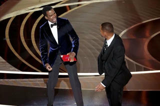 Will Smith công khai xin lỗi Chris Rock sau cú tát trời giáng
