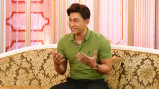 Vì sao nam ca sĩ đi bên lề sự hào nhoáng dù mang đủ tố chất trở thành ngôi sao?