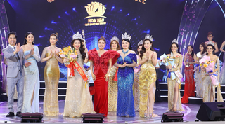Trần Thị Ái Loan đăng quang Hoa hậu Quý bà Việt Nam Toàn cầu 2022
