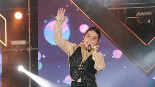 “Nhá hàng” 2 ca khúc tự sáng tác, rapper nhí khiến 30.000 khán giả choáng ngợp