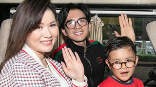 Đan Trường đưa con trai về Việt Nam làm từ thiện