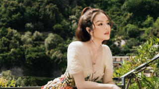 Gu thời trang cổ điển của Lý Nhã Kỳ