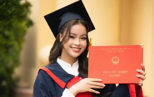 Á hậu Đào Thị Hiền tốt nghiệp loại giỏi, tiết lộ học cao học