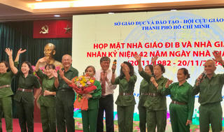 Nhà giáo đi B, nhà giáo nội đô TP HCM ôn kỷ niệm xưa 
