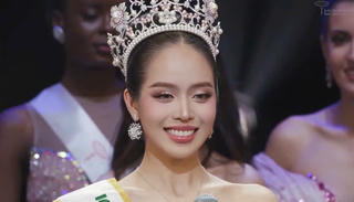 Thanh Thủy đăng quang Hoa hậu Quốc tế 2024