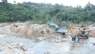 Chưa phát hiện thêm thi thể nạn nhân ở Rào Trăng