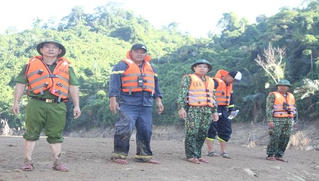 Chia thành nhiều mũi, nhiều hướng, tìm kiếm các công nhân mất tích ở Rào Trăng