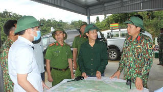 Kiểm tra chỉ đạo công tác tìm kiếm các công nhân mất tích tại Rào Trăng 3