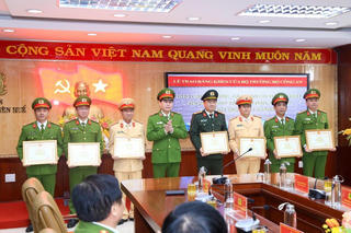 Công an tỉnh Thừa Thiên Huế sáng mãi tinh thần “Vì nước quên thân, vì dân phục vụ”