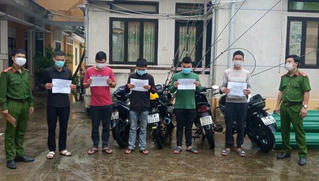 Trộm cau bất thành, quay sang hành hung chủ nhà