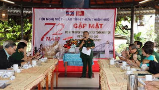 Thắm tình truyền thống Quân tình nguyện và Chuyên gia quân sự Việt Nam tại Lào